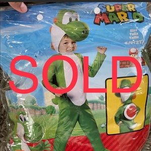 Toshiba 2T Halloween costume